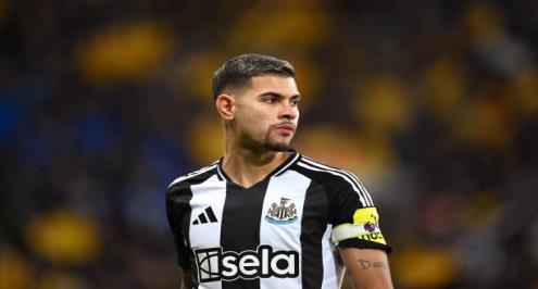 ديلي ميل: نجم نيوكاسل على رأس طلبات جوارديولا في يناير